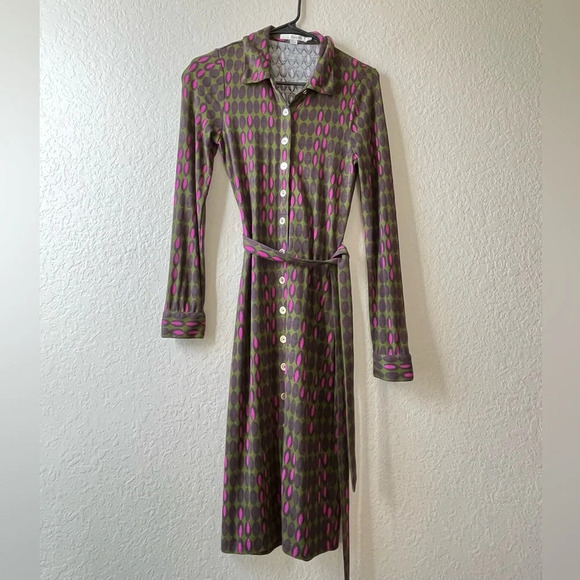 Boden Dresses & Skirts - Boden button up shirt dress 70s long sleeve belted indie printed teacher career